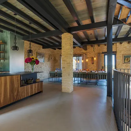 La Vielle Ferme - Domaine Prive De 80 Hectares - Climatisation Willa *